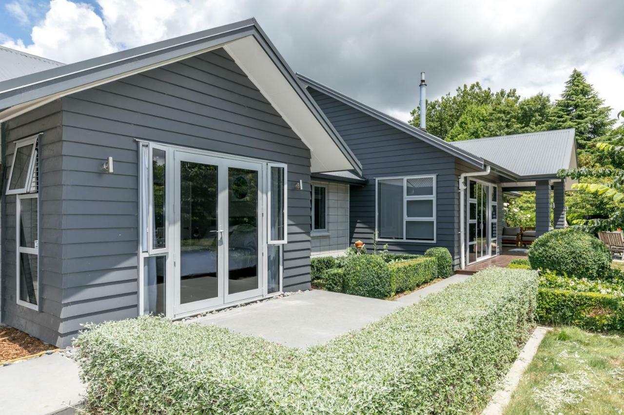 Spacious Modern Two-Bedroom Apartment Hamilton Exteriör bild